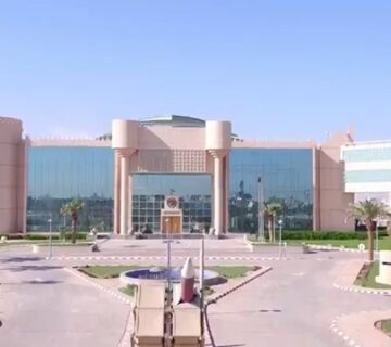 E  8D oX0AIcUwa 360x320